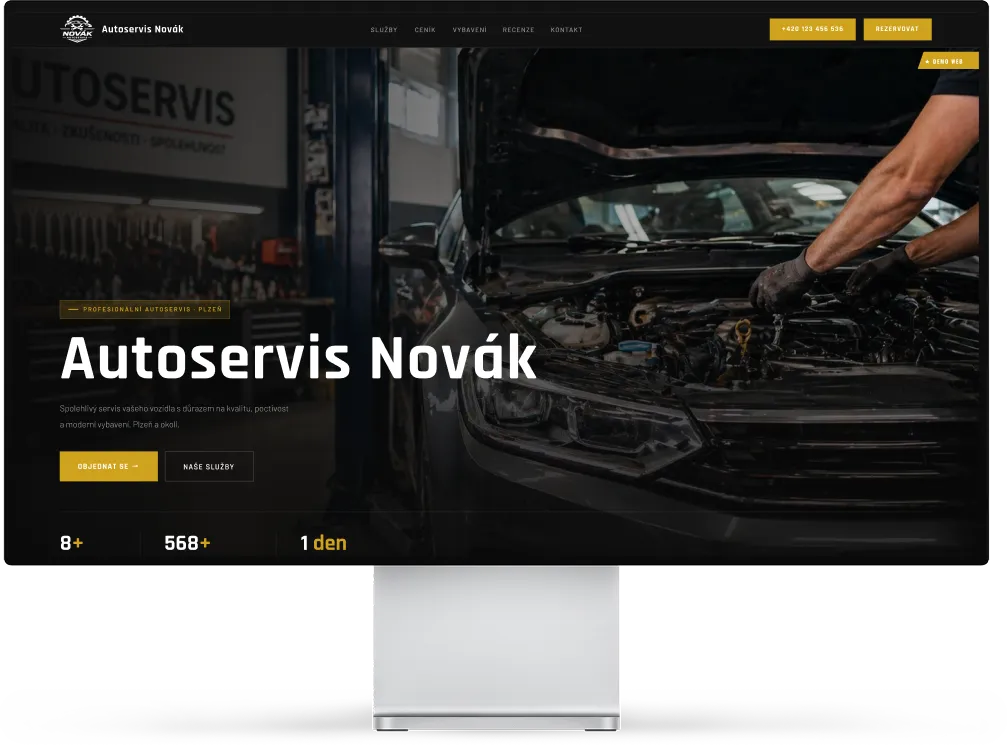 Mockup autoservisu zlatá